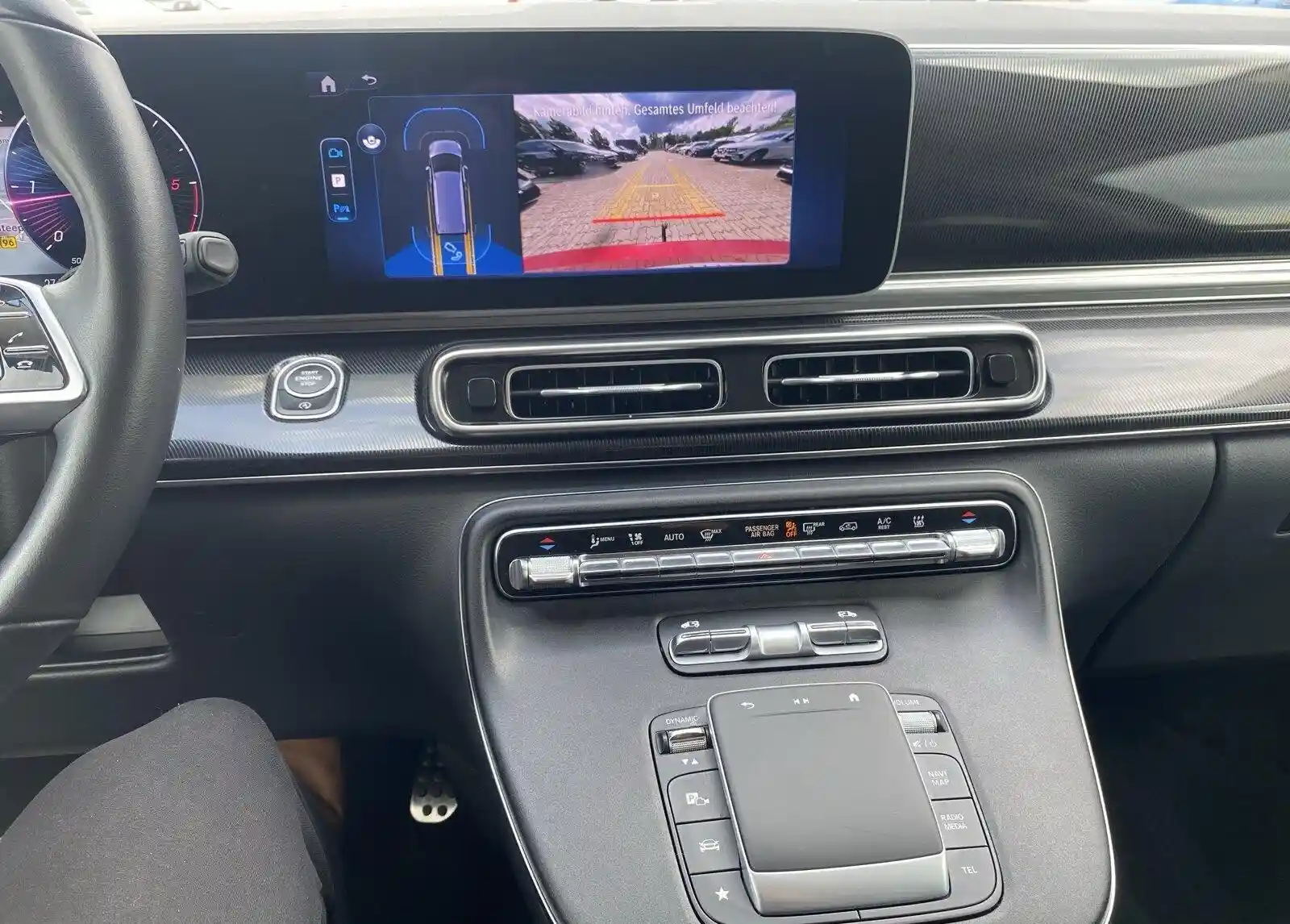 Mercedes-Benz V 220
