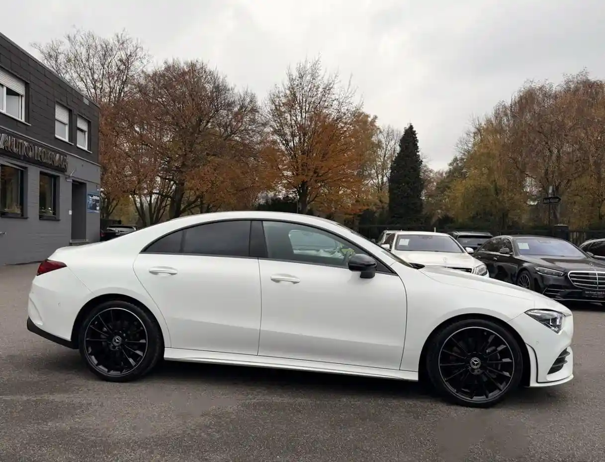 Mercedes-Benz CLA 200