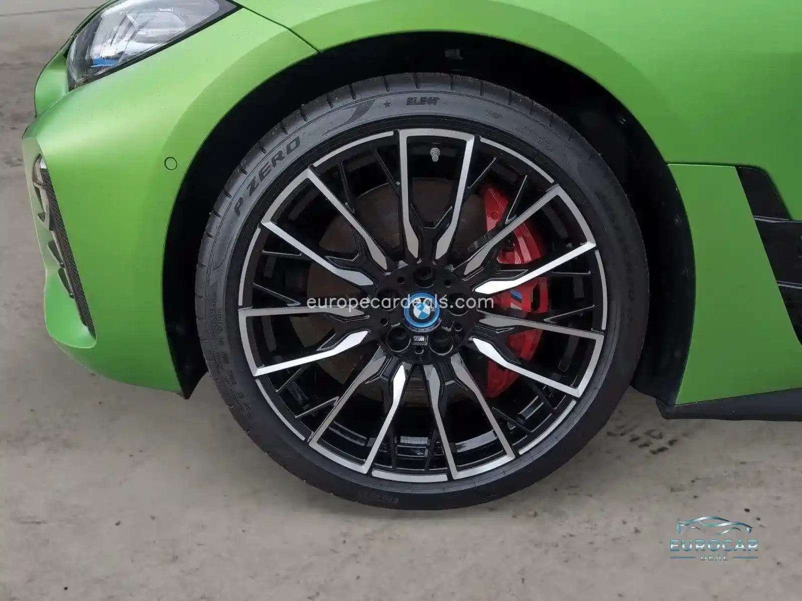 BMW i4