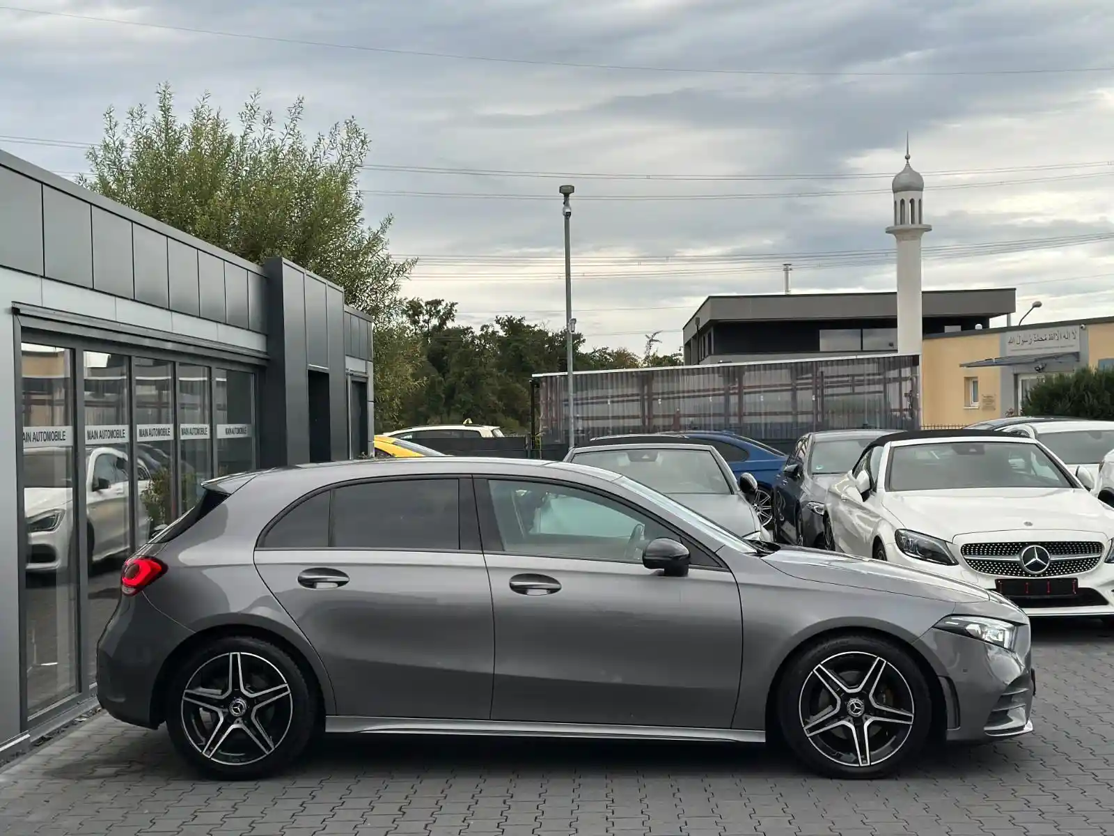 Mercedes-Benz A 200