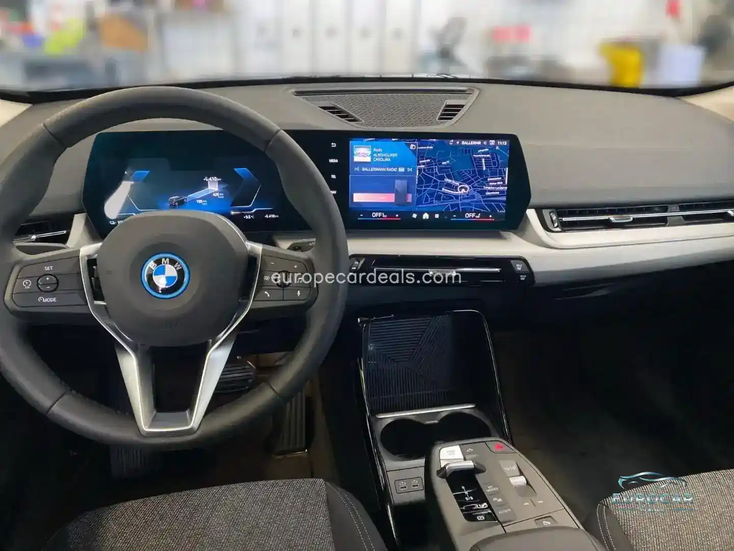 BMW iX1
