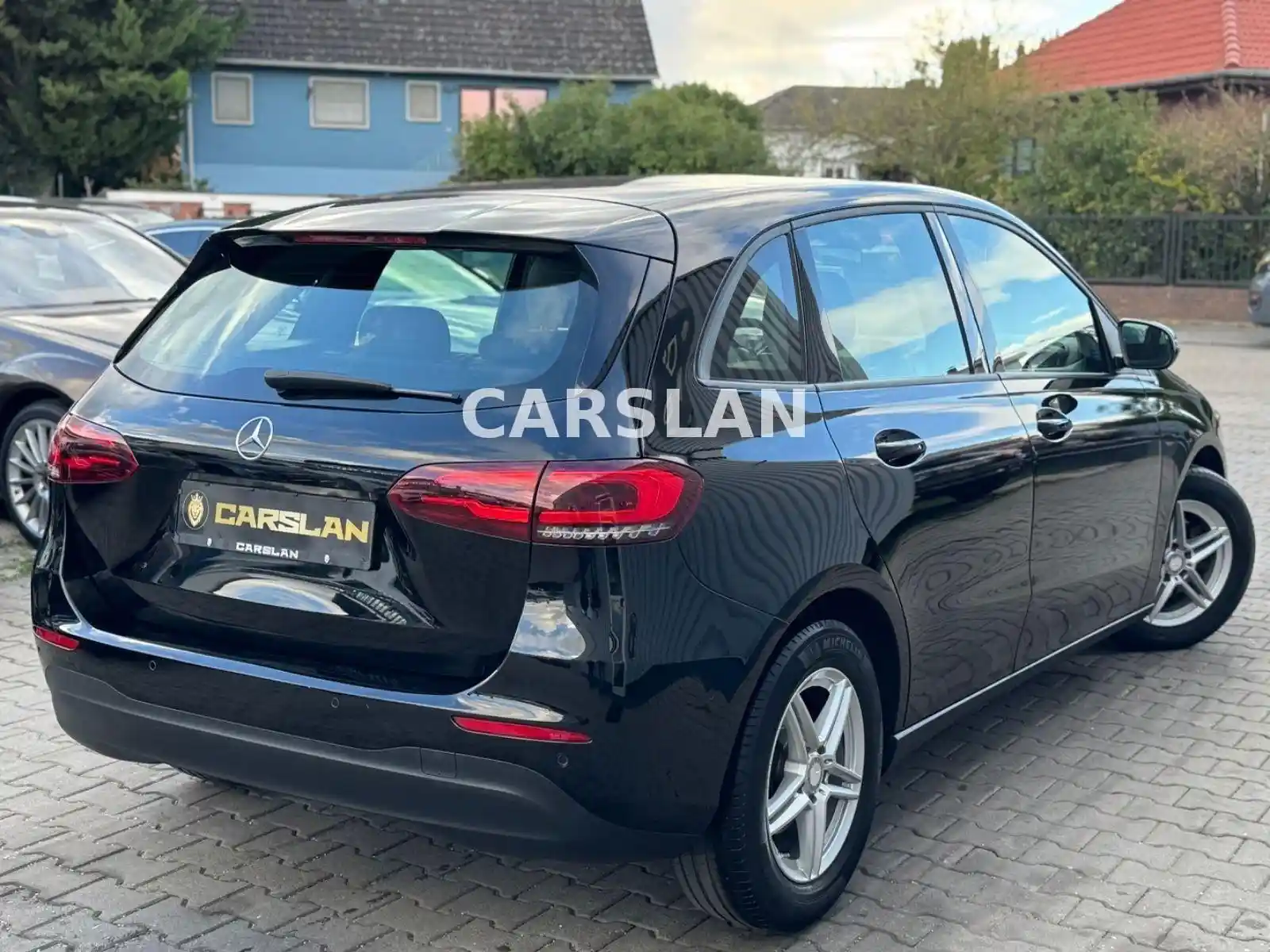Mercedes-Benz B 200
