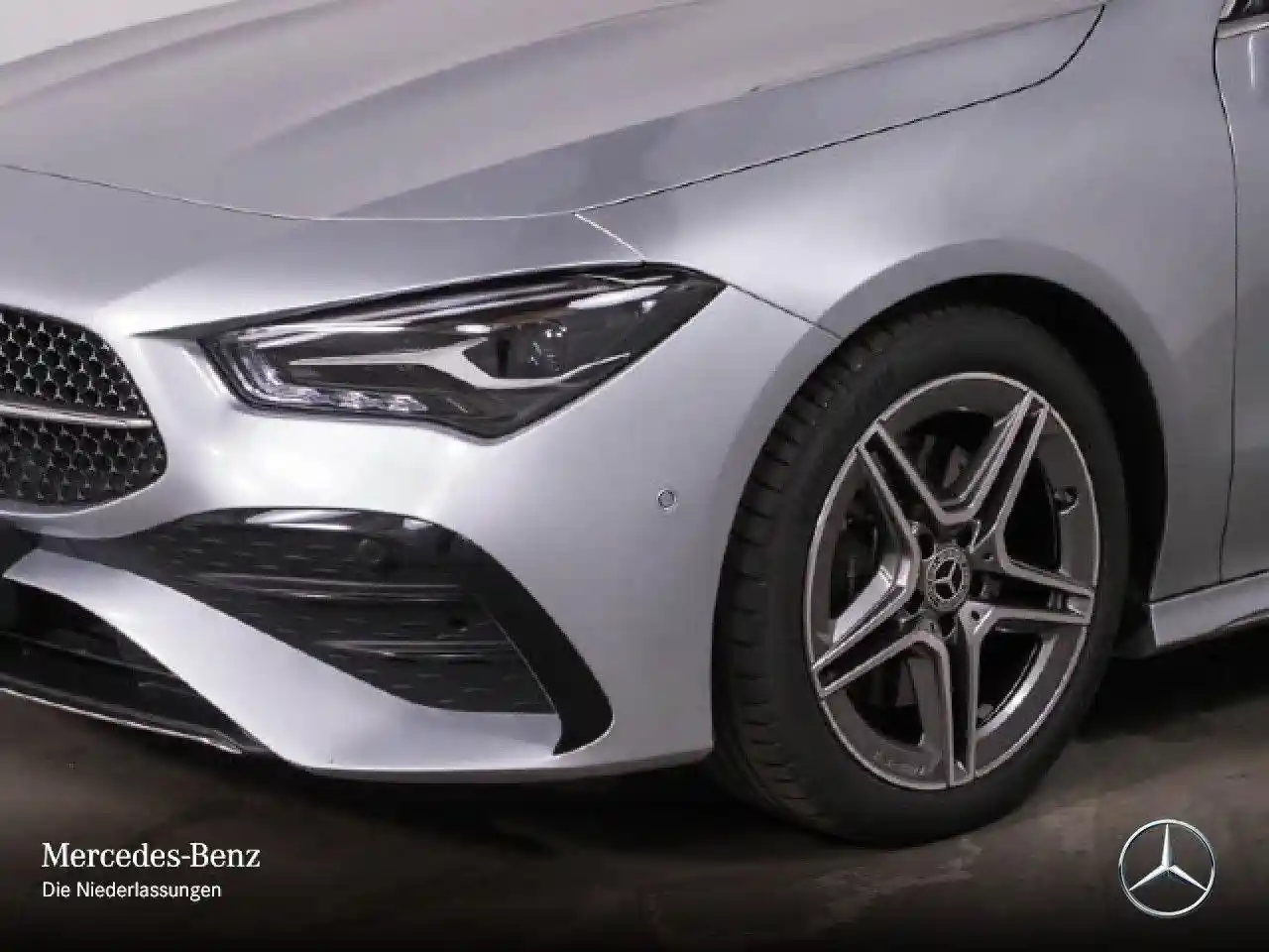 Mercedes-Benz CLA 200 Shooting Brake