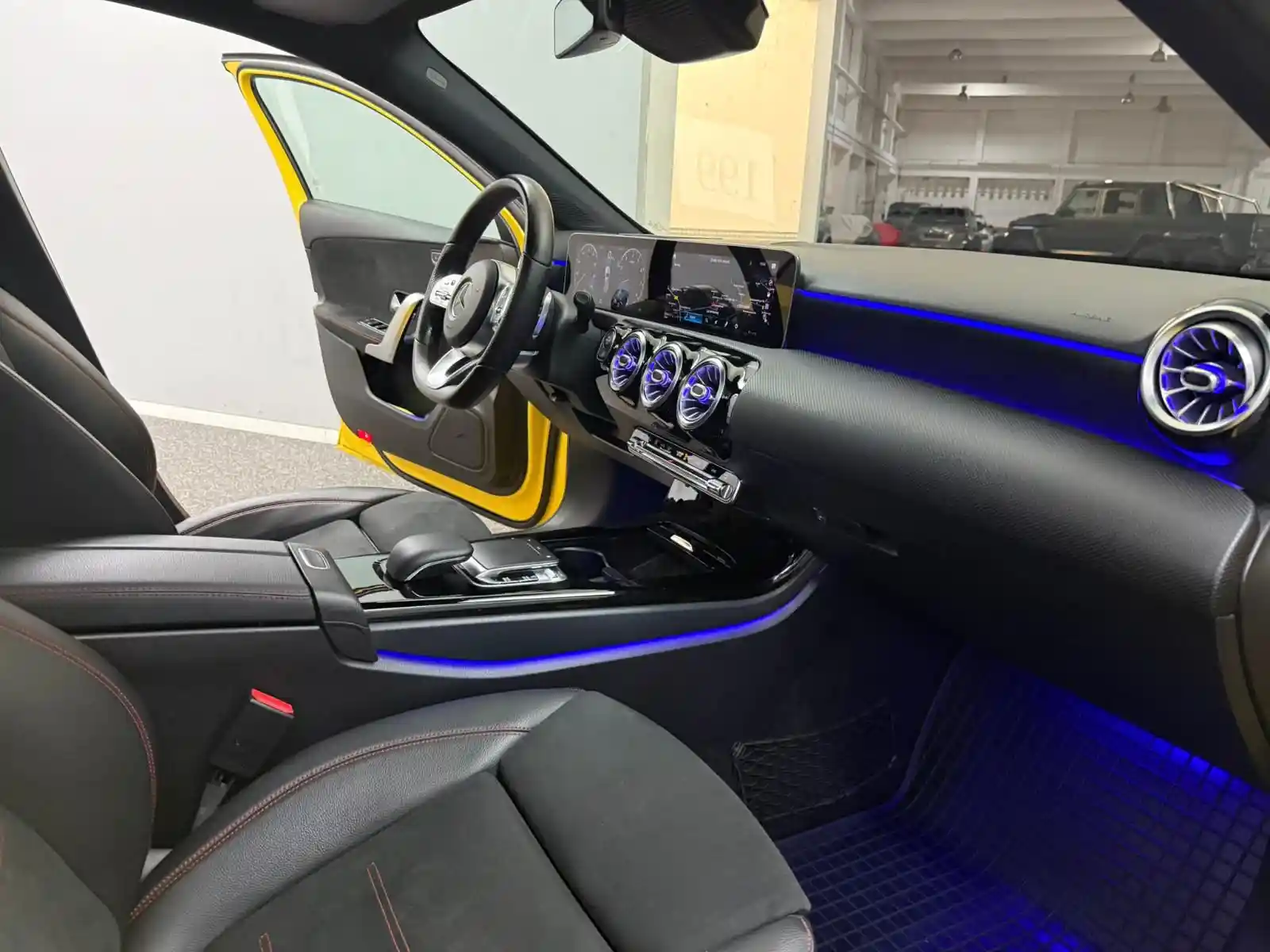 Mercedes-Benz A 250