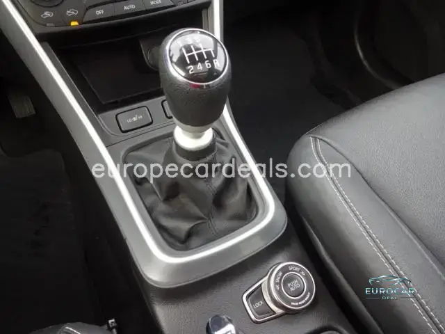 Suzuki (SX4) S-Cross