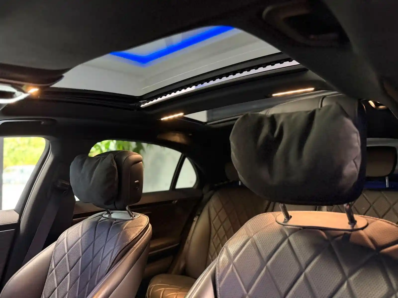 Mercedes-Benz S 400