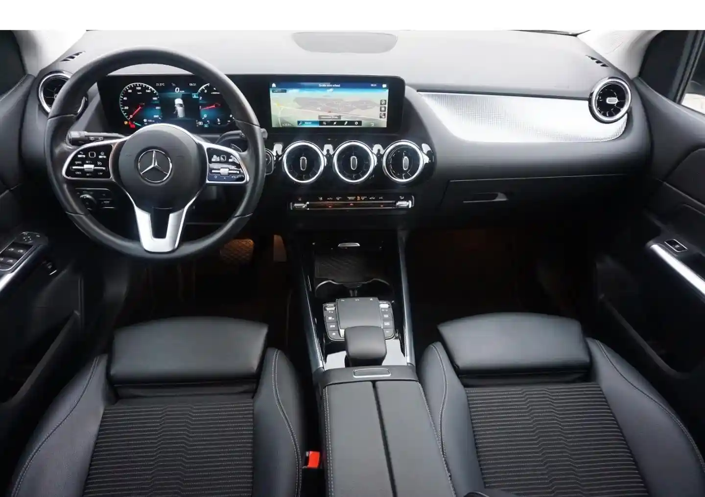 Mercedes-Benz B 200