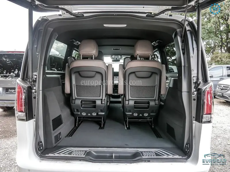 Mercedes-Benz V 250