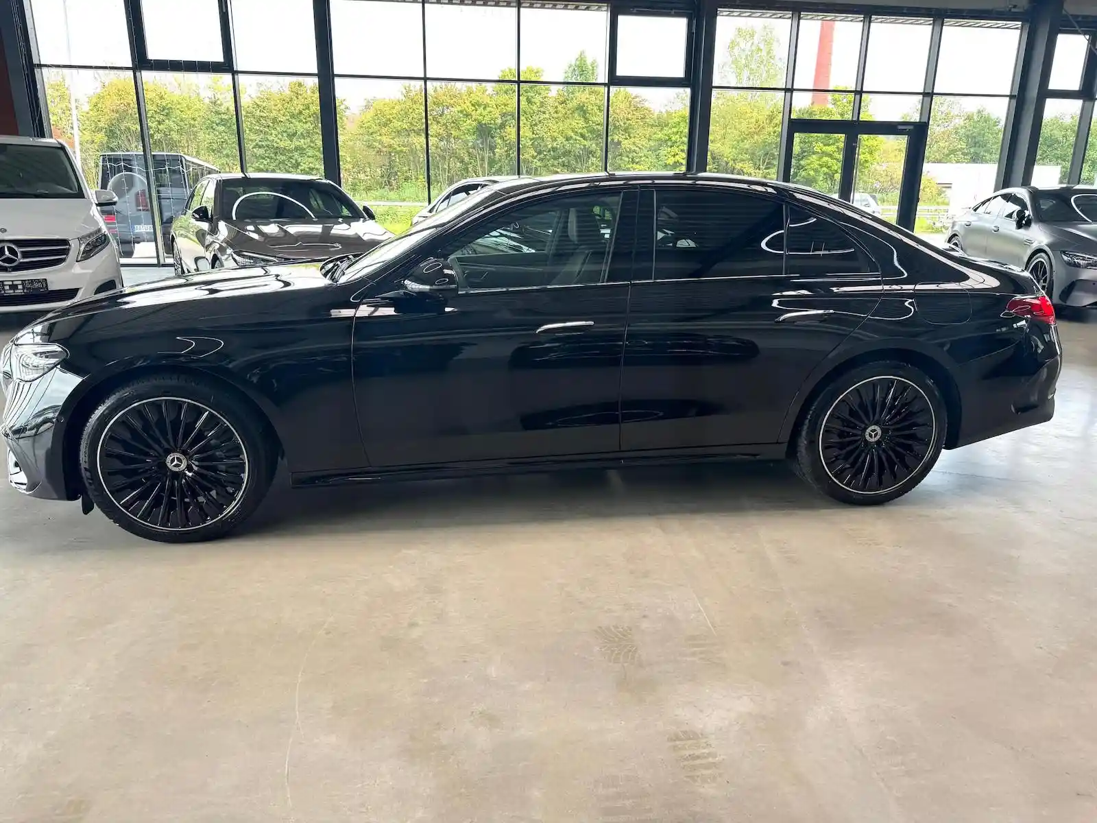 Mercedes-Benz E 300