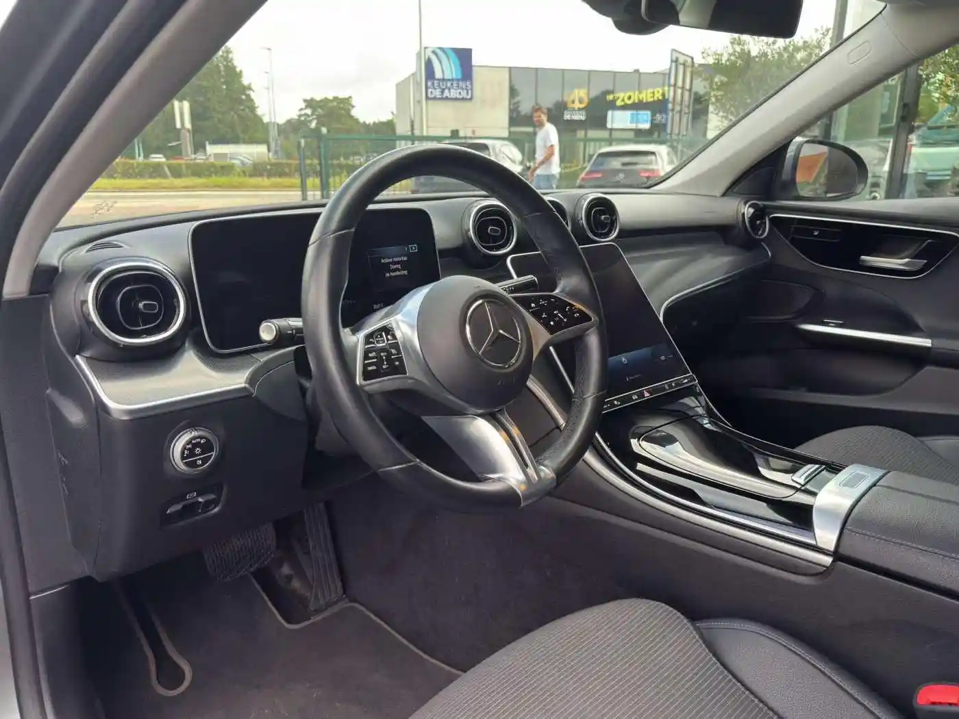 Mercedes-Benz C 180