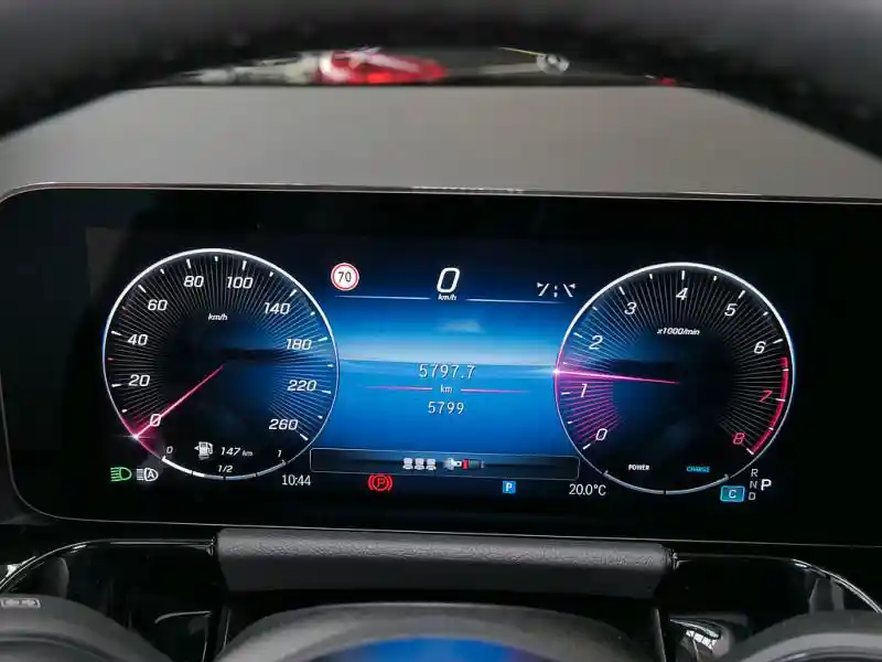 Mercedes-Benz B 220
