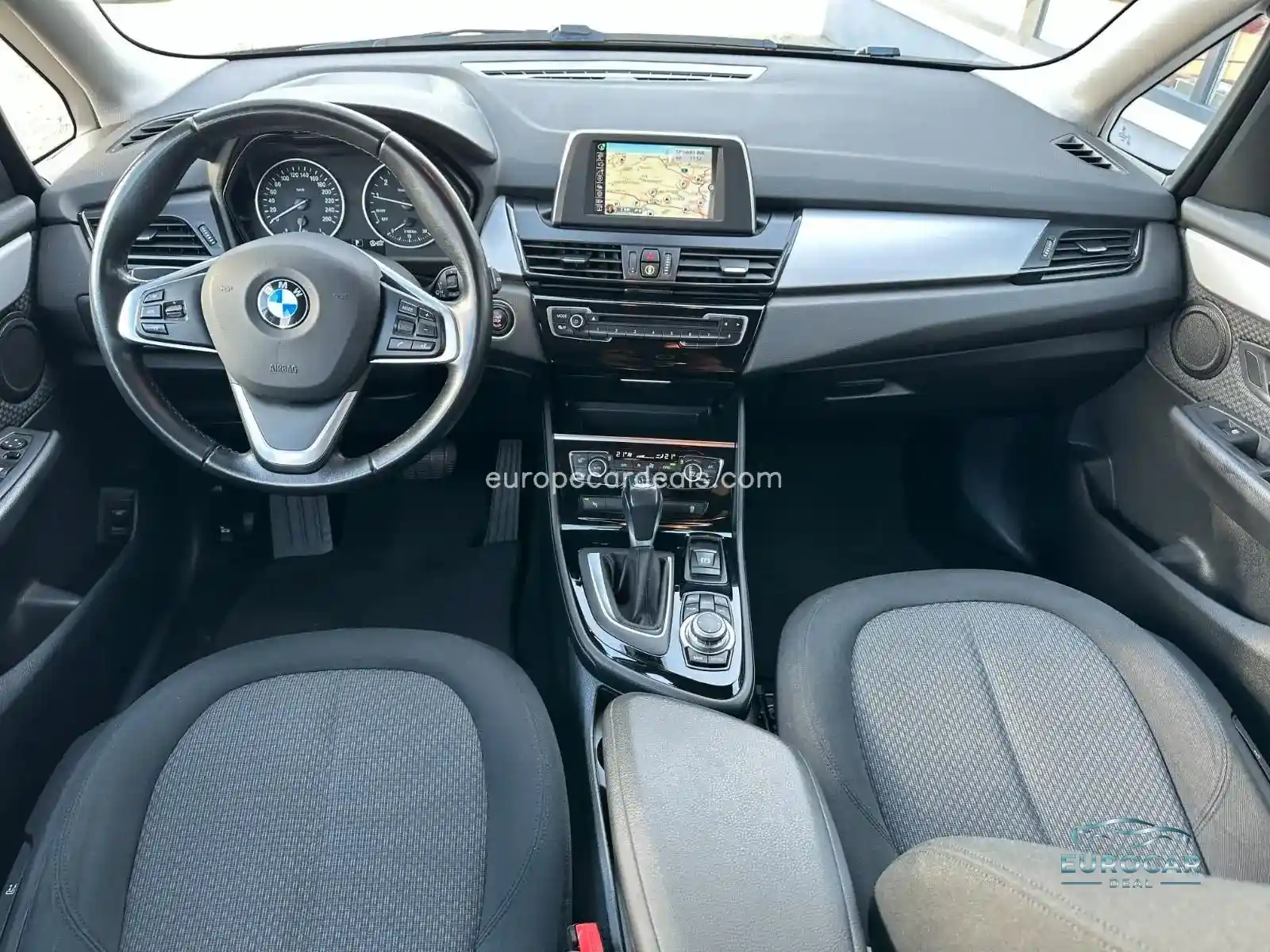 BMW 218