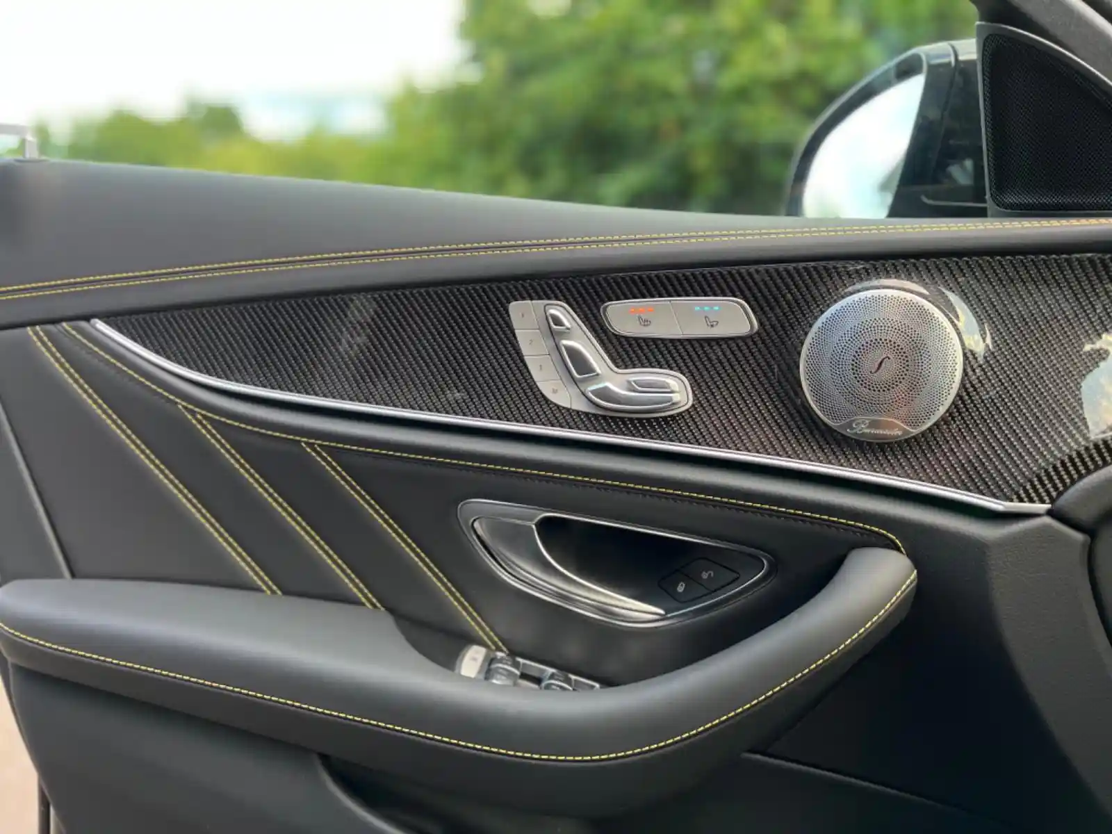 Mercedes-Benz E 63 AMG