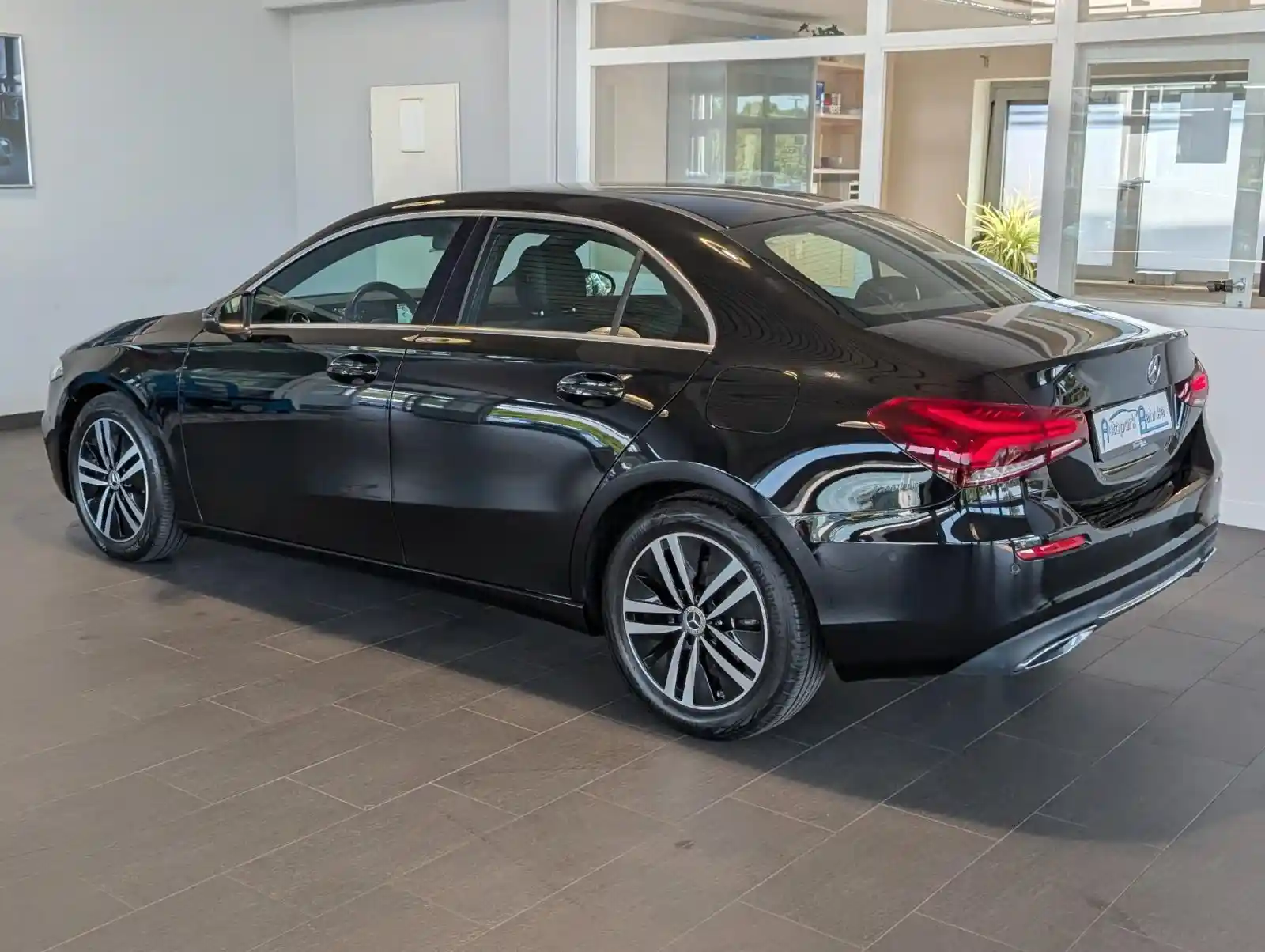 Mercedes-Benz A 220