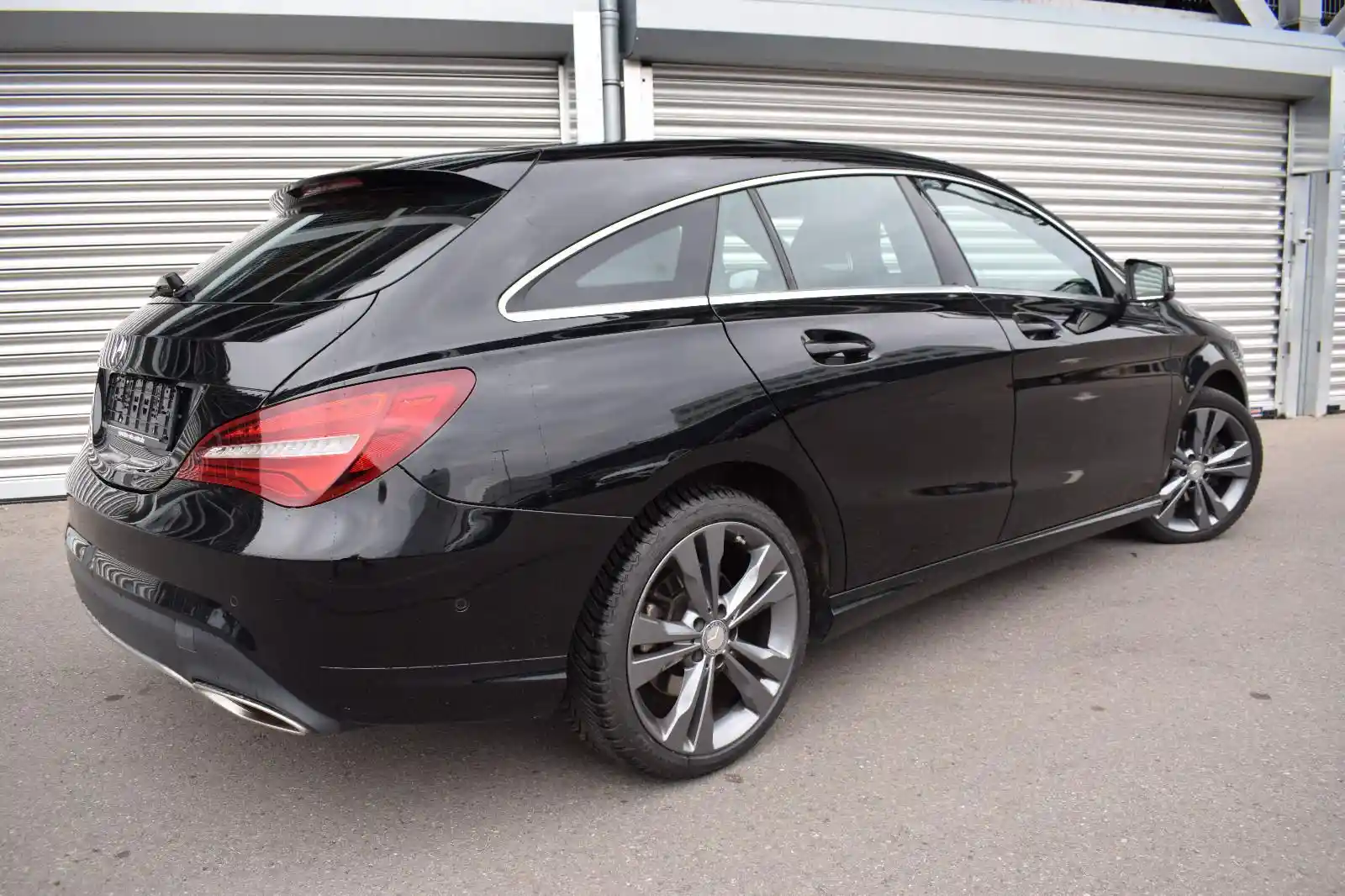 Mercedes-Benz CLA 180