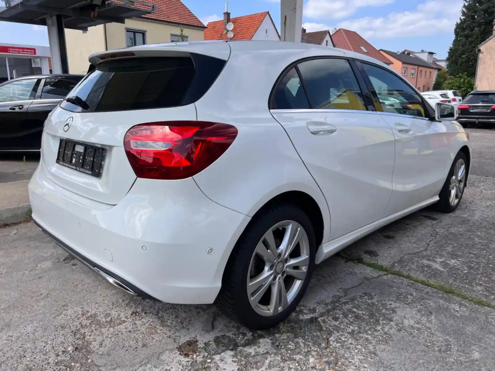 Mercedes-Benz A 180