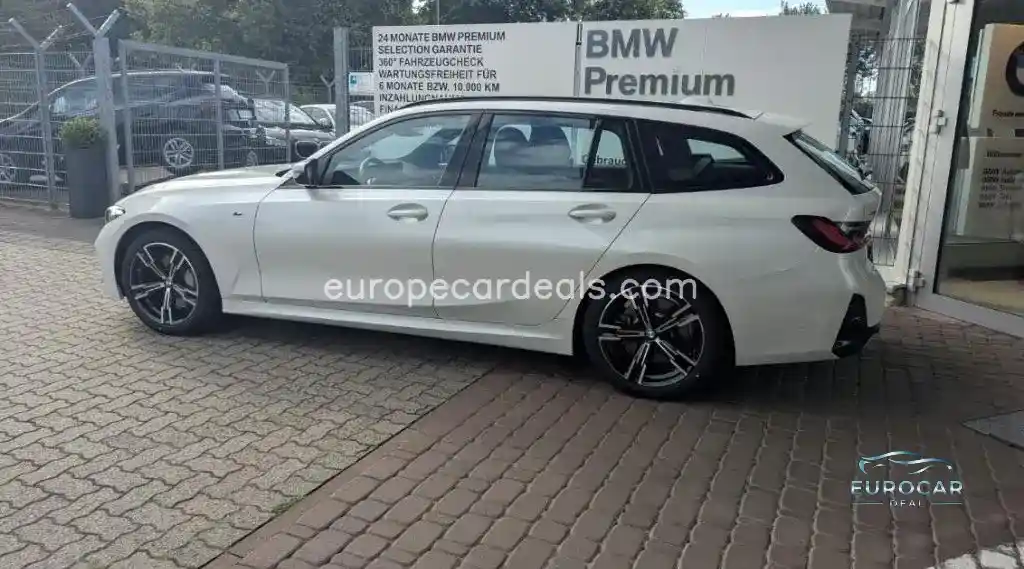 BMW 330