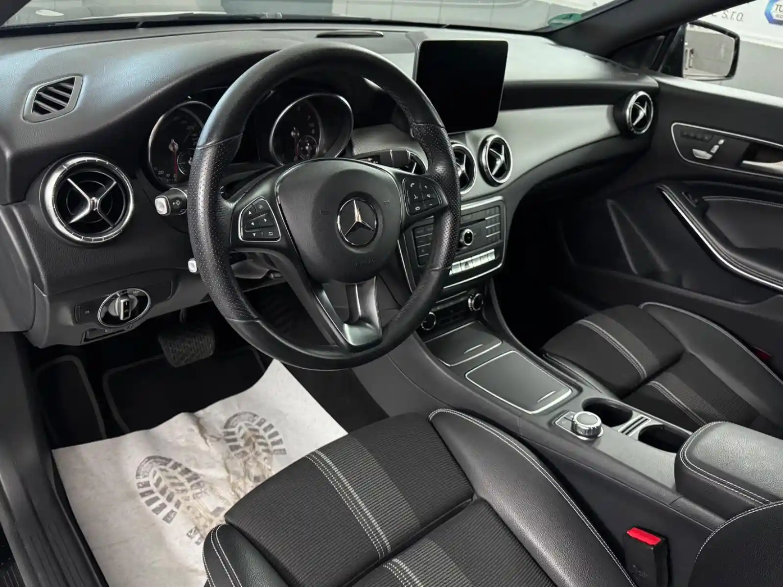 Mercedes-Benz CLA 200 Shooting Brake