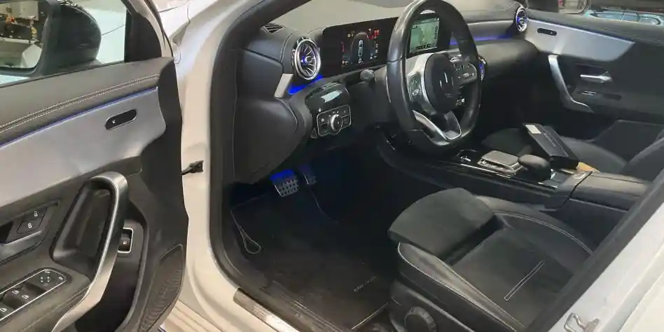 Mercedes-Benz A 250