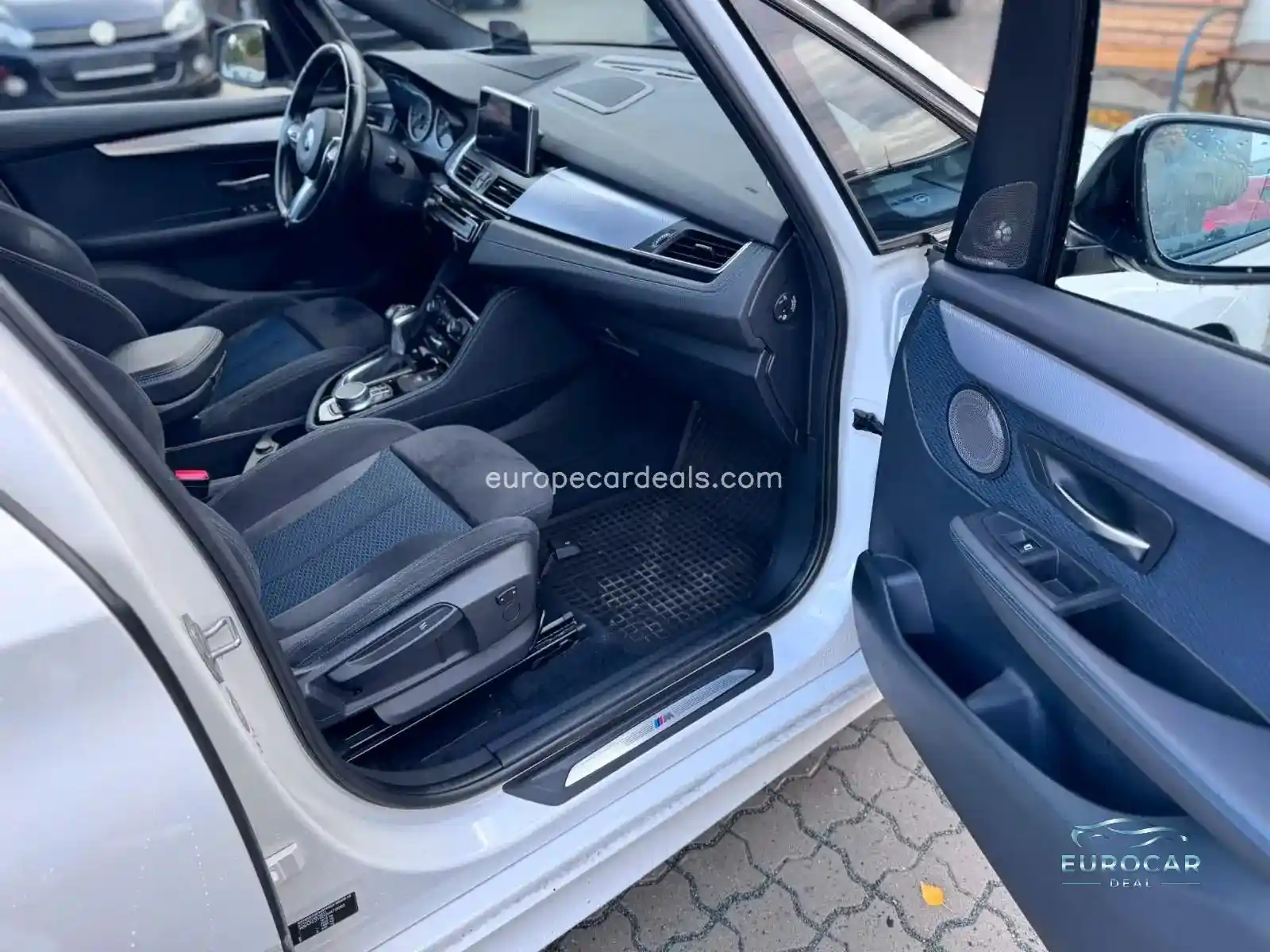 BMW 220