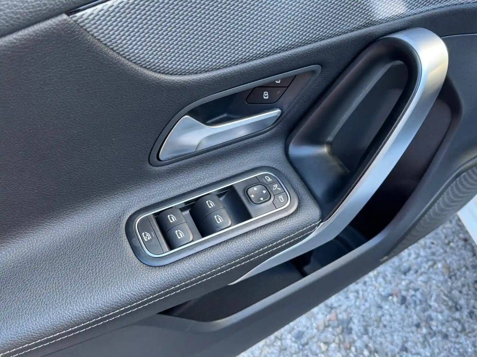 Mercedes-Benz A 220