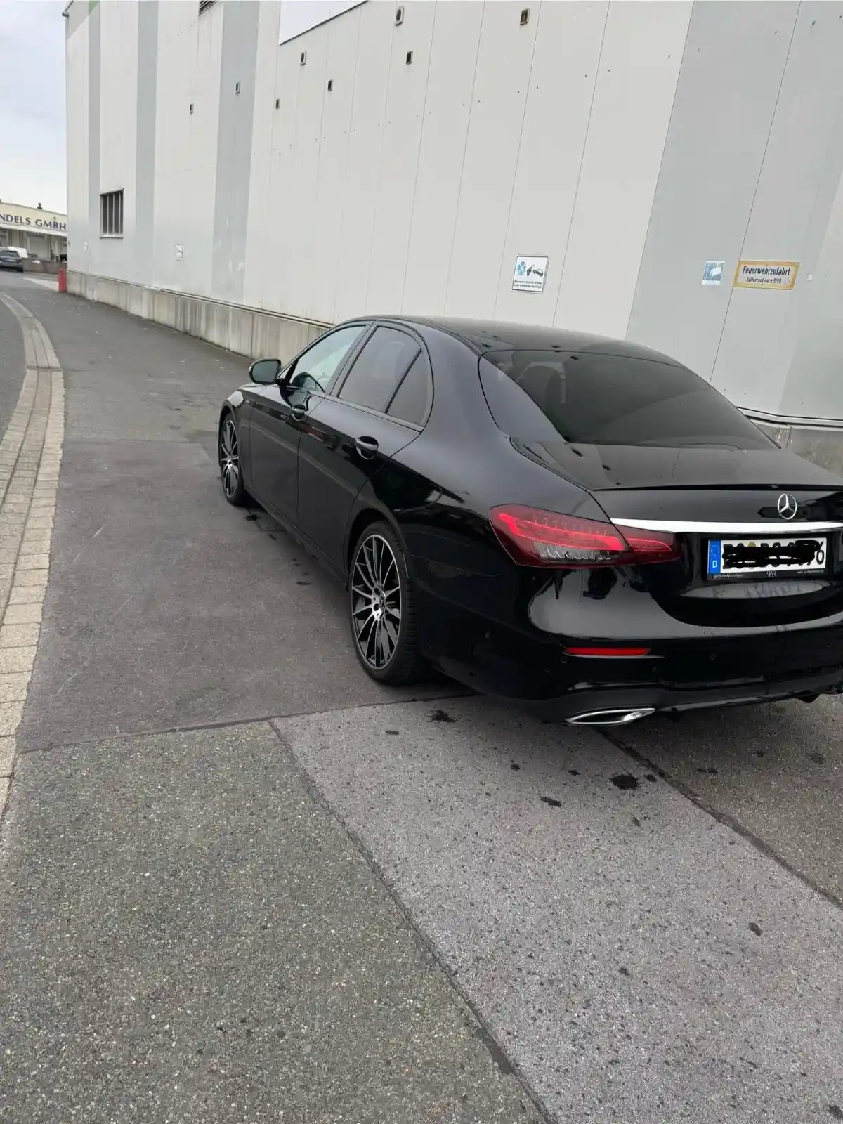 Mercedes-Benz E 220