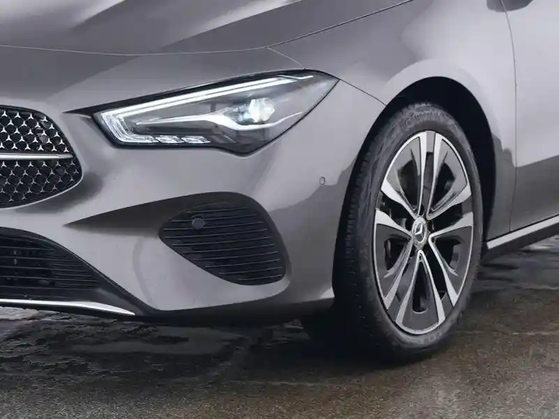 Mercedes-Benz CLA 180