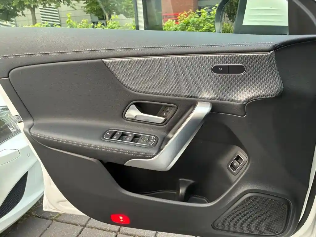 Mercedes-Benz CLA 180 Shooting Brake