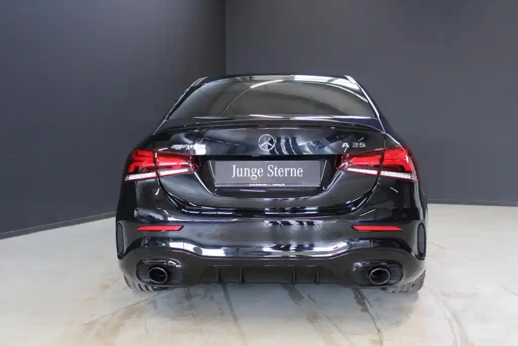 Mercedes-Benz A 35 AMG