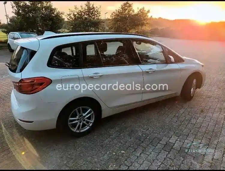 BMW 216