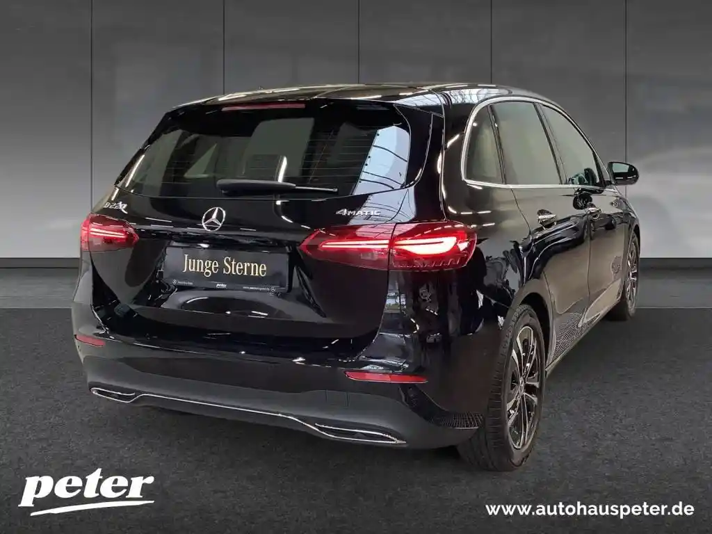 Mercedes-Benz B 220