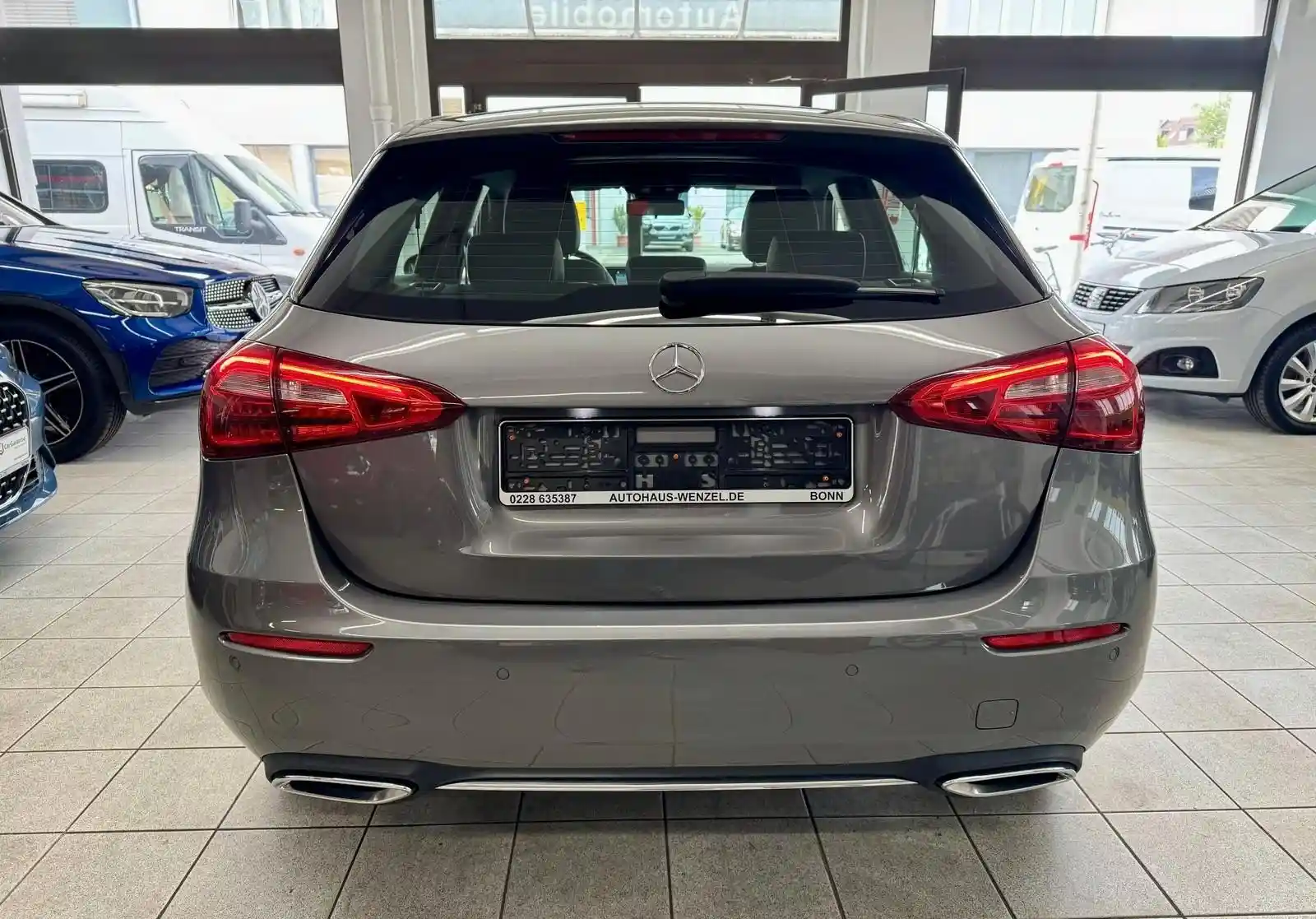 Mercedes-Benz A 200