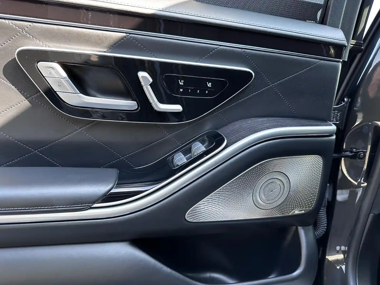 Mercedes-Benz S 400
