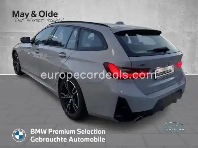 BMW 330