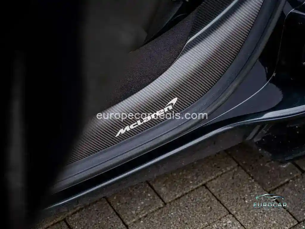 McLaren Artura