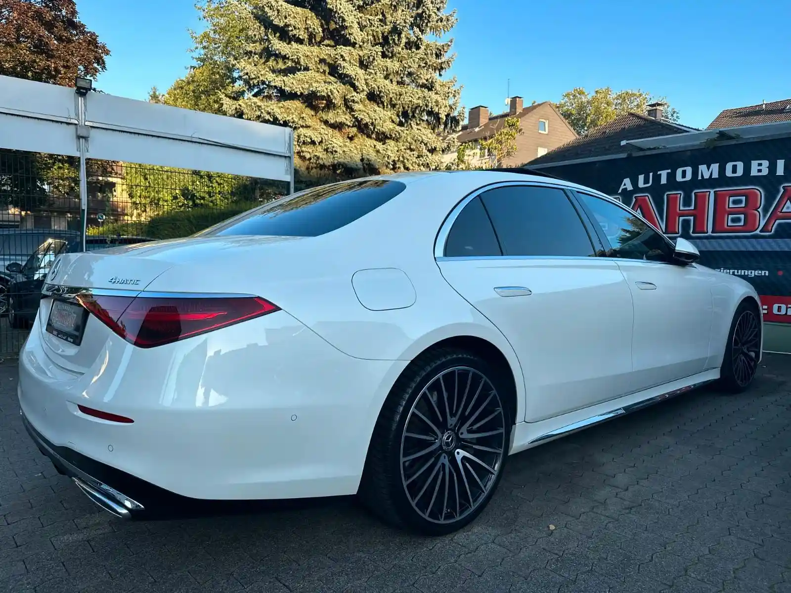 Mercedes-Benz S 400