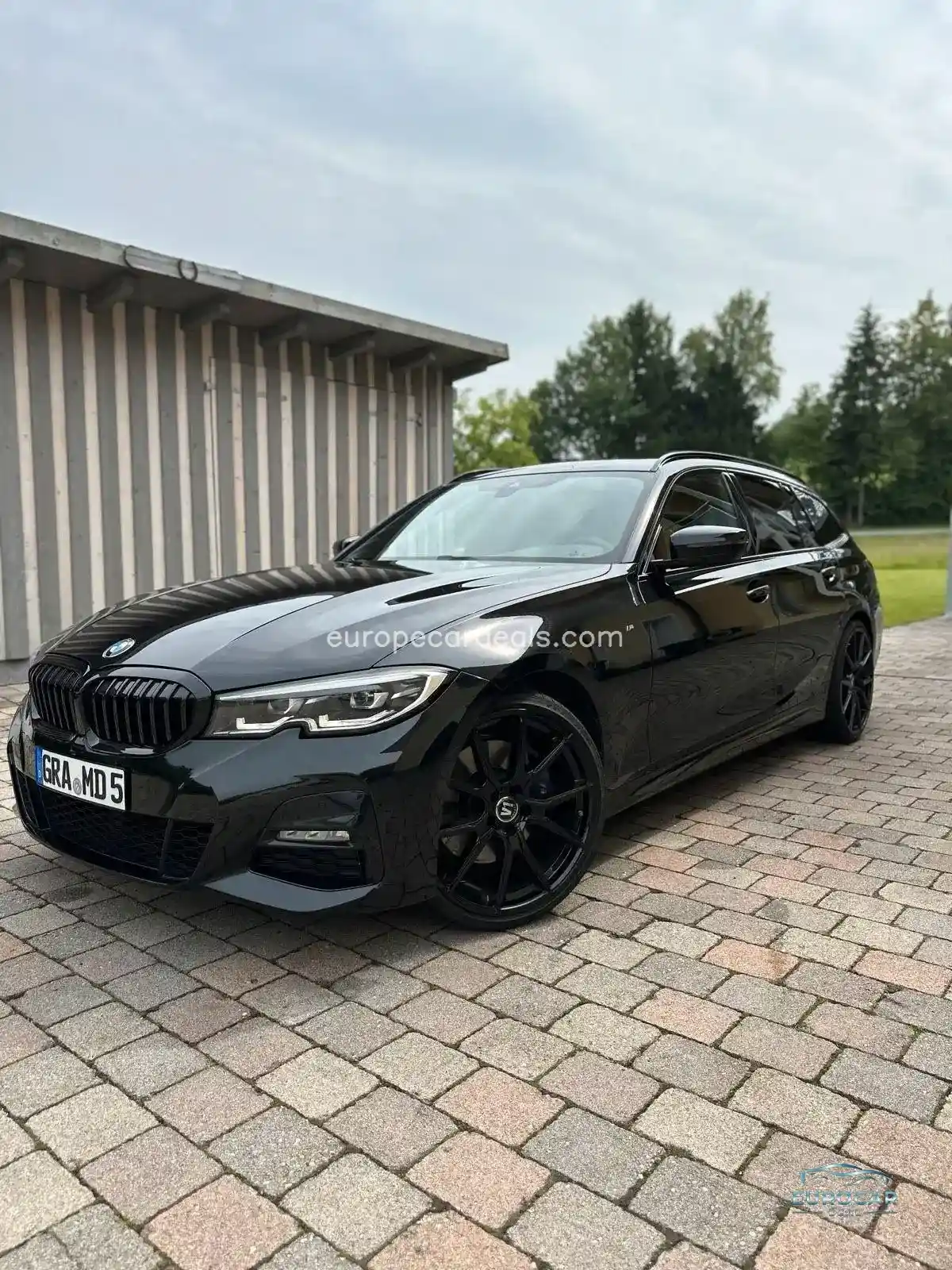 BMW 330