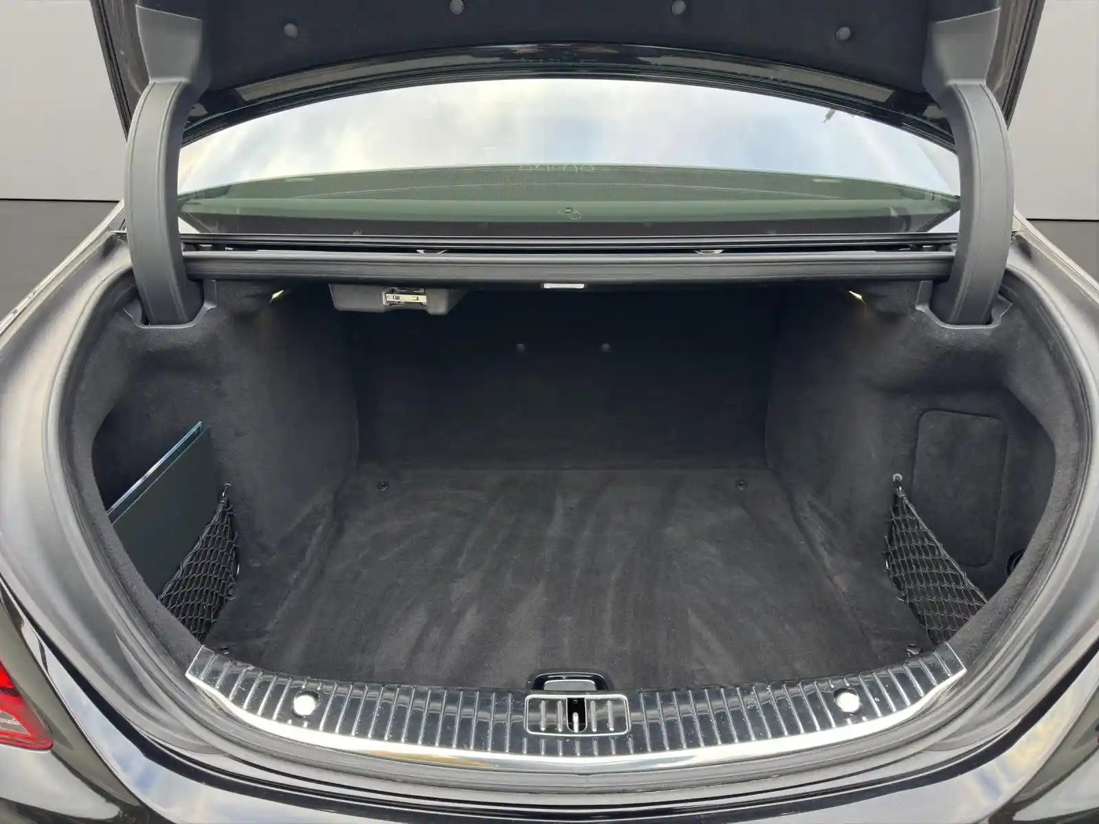 Mercedes-Benz S 500