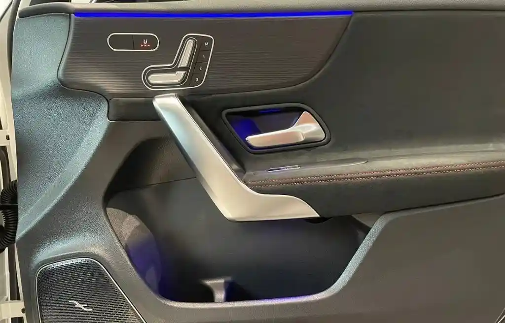 Mercedes-Benz A 250