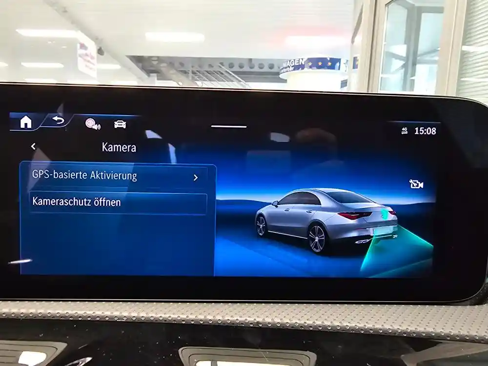 Mercedes-Benz CLA 220
