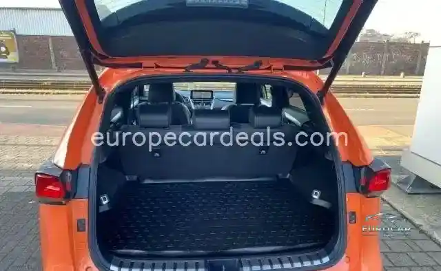 Lexus NX 300
