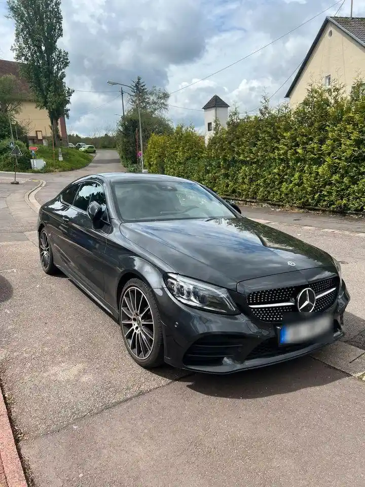 Mercedes-Benz C 300