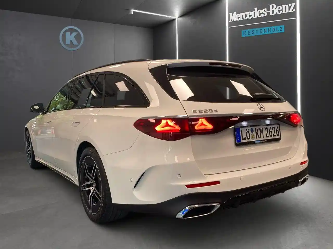 Mercedes-Benz E 220