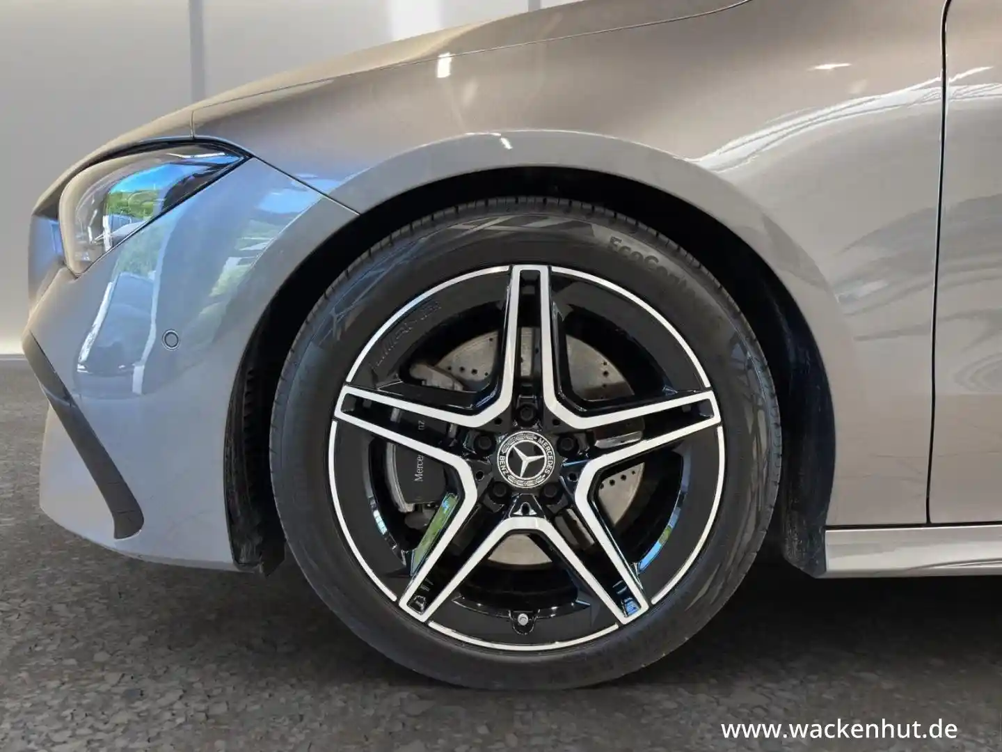 Mercedes-Benz CLA 220