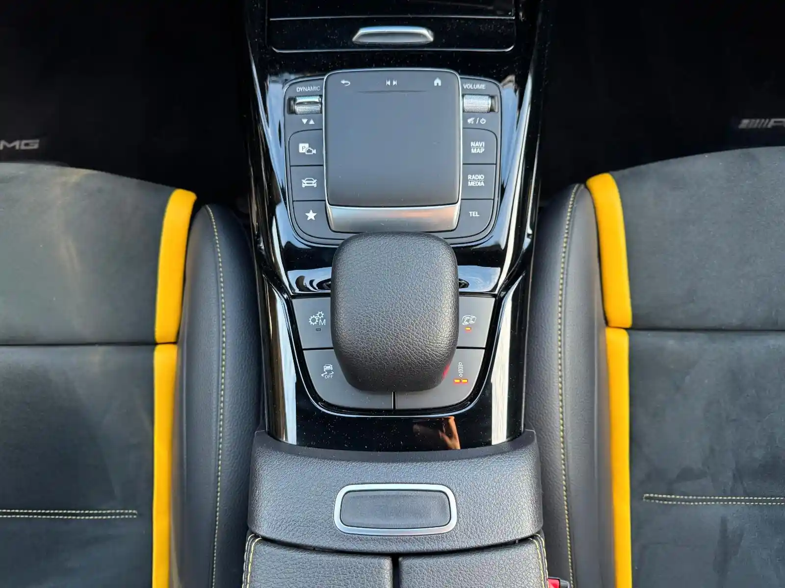 Mercedes-Benz CLA 45 AMG