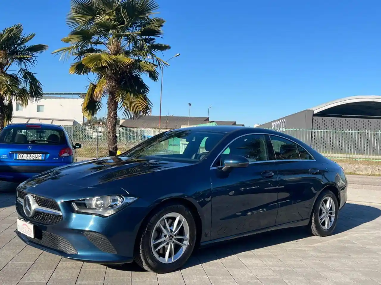 Mercedes-Benz CLA 200