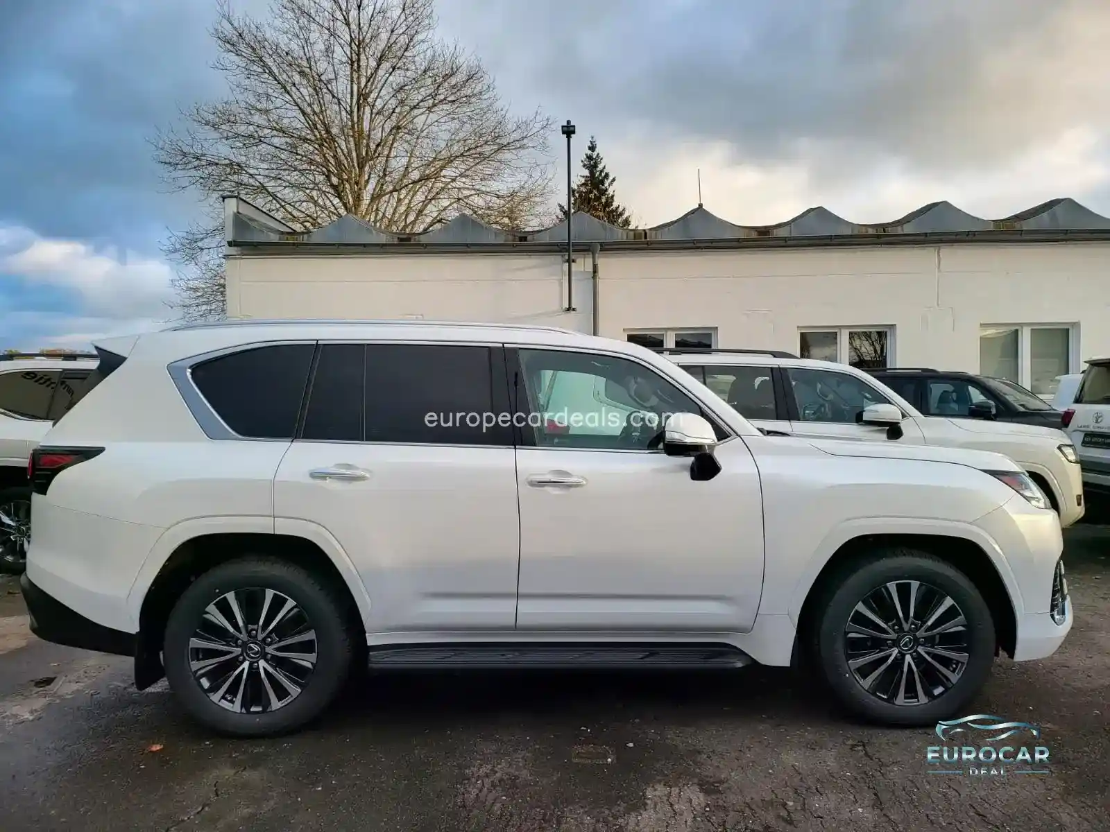 Lexus LX 500