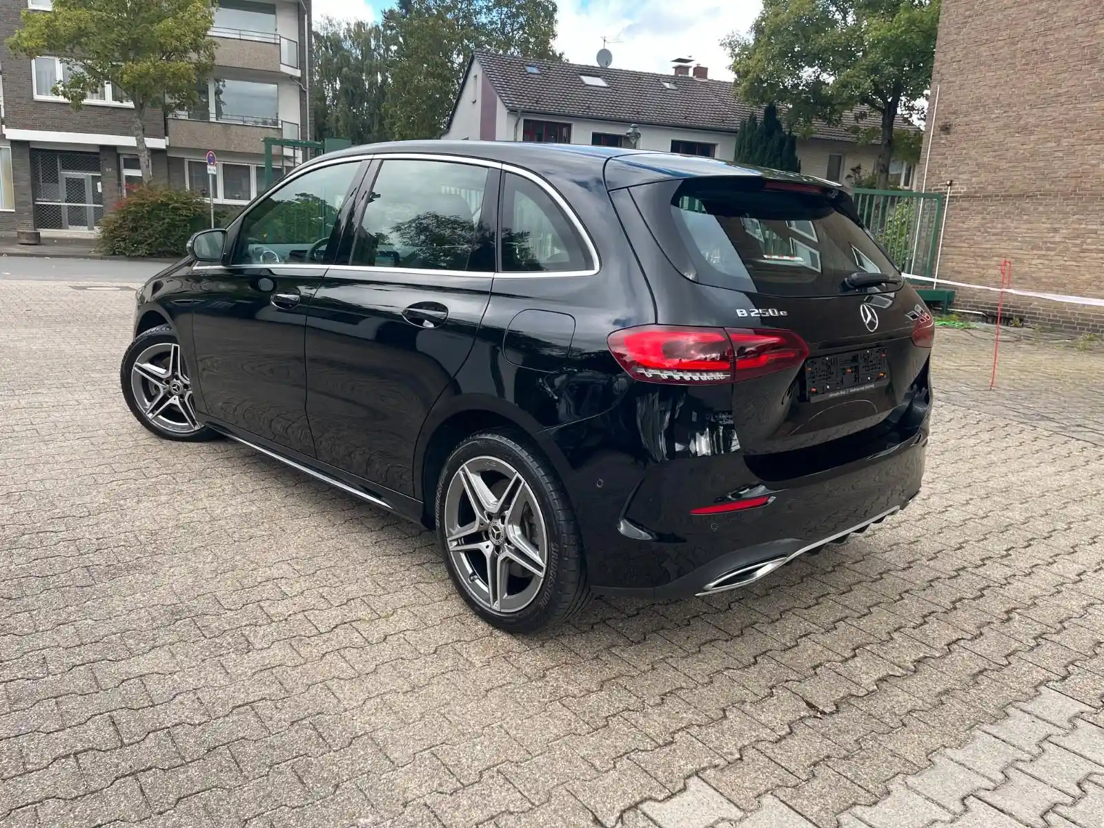 Mercedes-Benz B 250