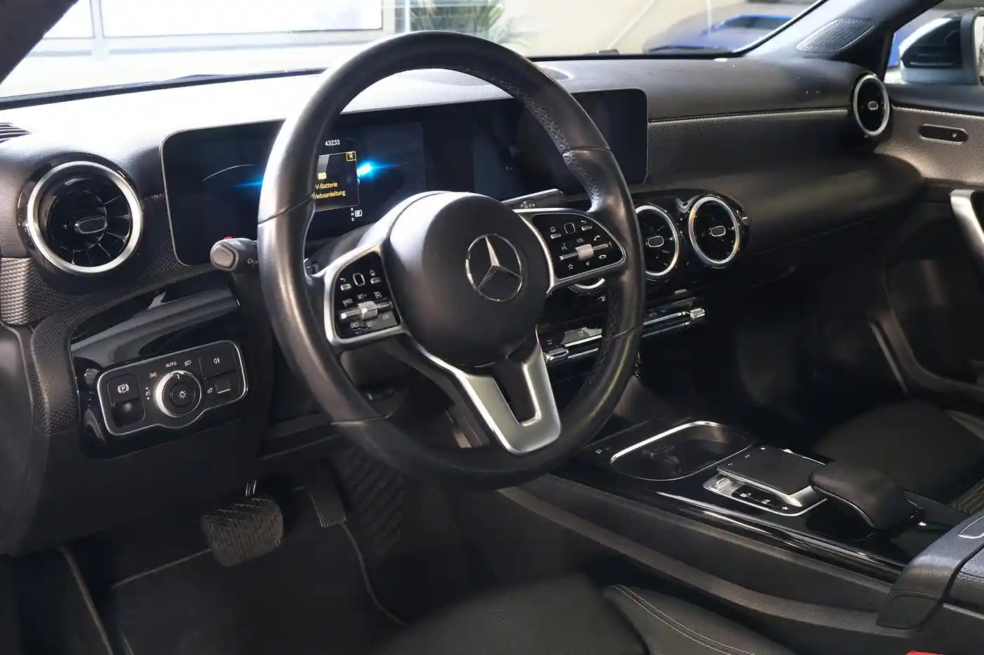 Mercedes-Benz A 220