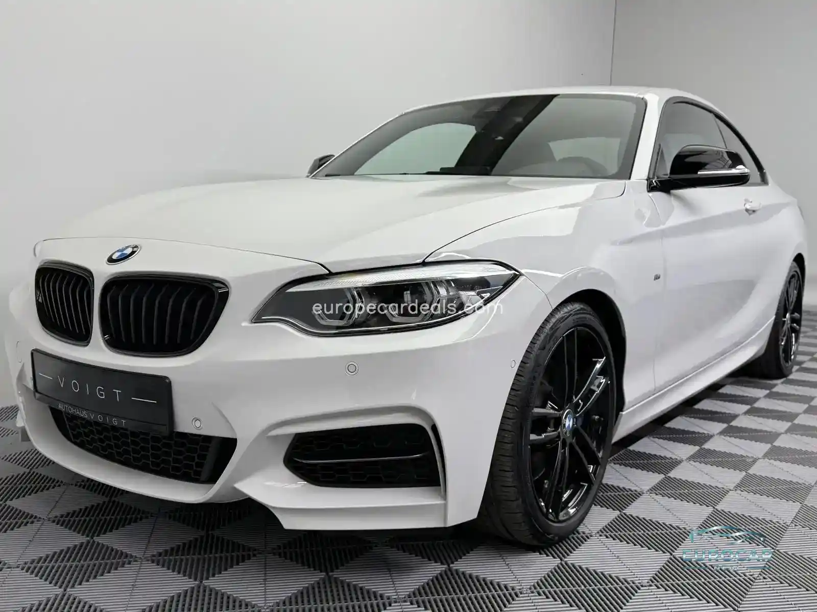 BMW M240i
